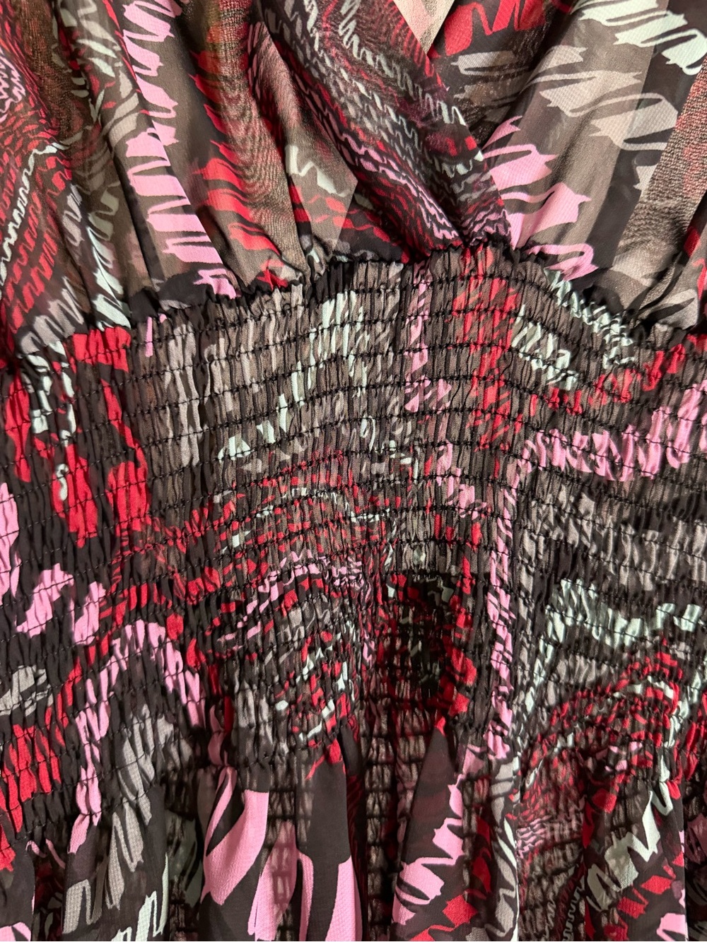 Bisou Bisou Printed V-Neck Sheer Blouse - Picture 2 of 3